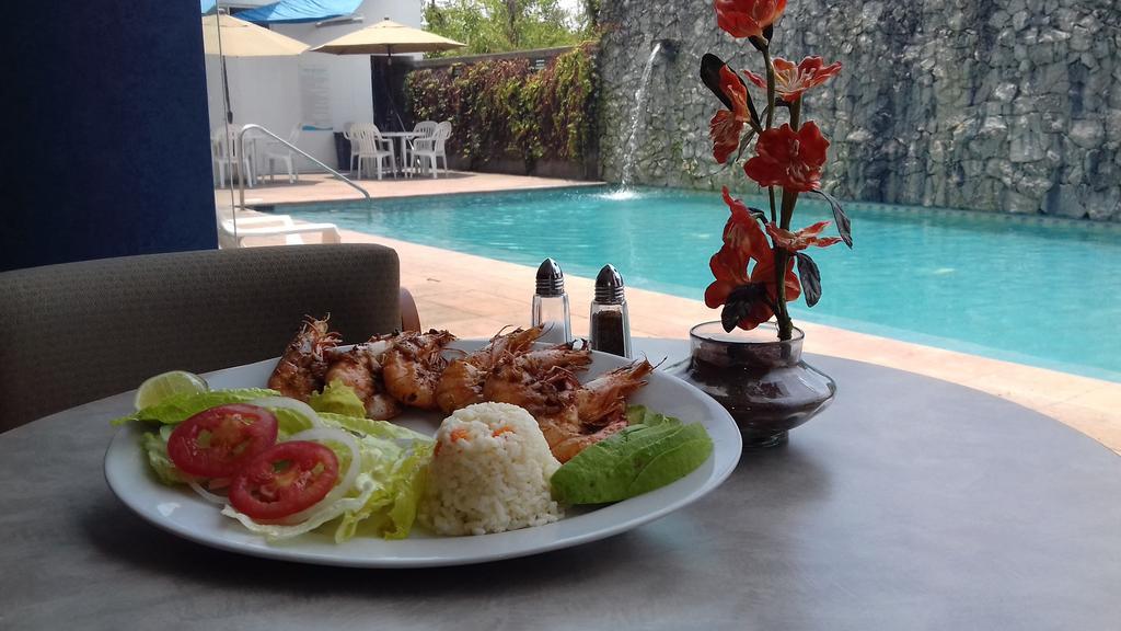 Rio Vista Inn Business High Class Hotel Poza Rica Exteriör bild